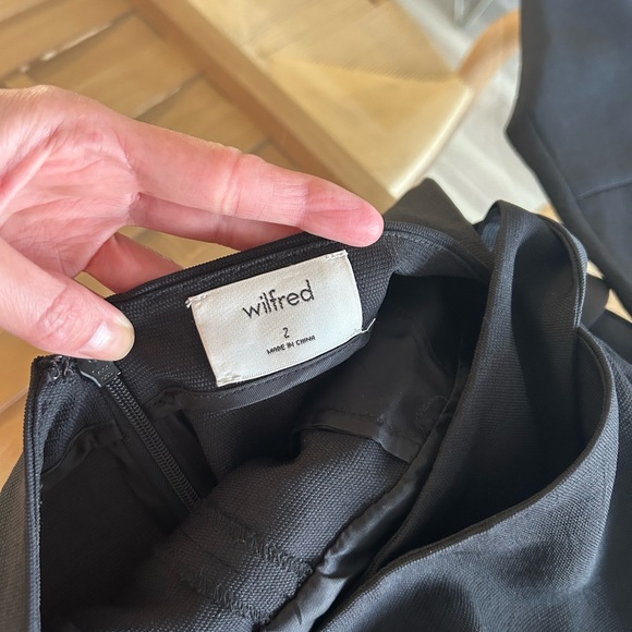 Aritzia Wilfred Jumpsuit - Picture 4 of 5